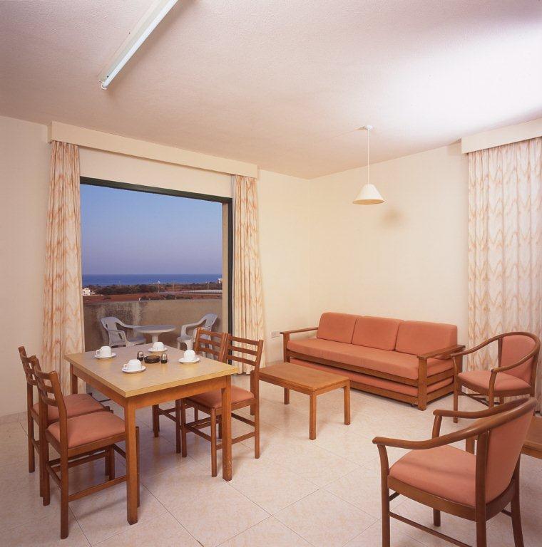 Mandalena Hotel Apartments Протарас Екстериор снимка
