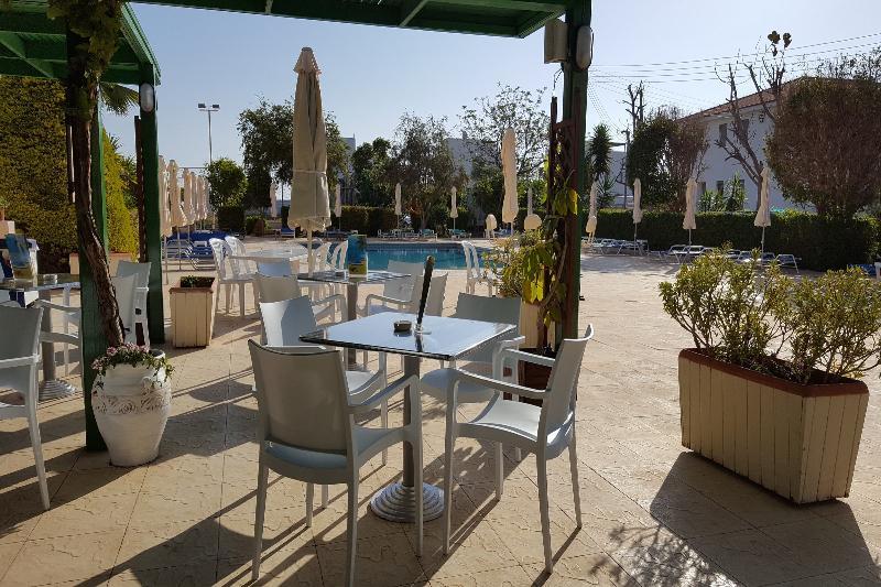 Mandalena Hotel Apartments Протарас Екстериор снимка